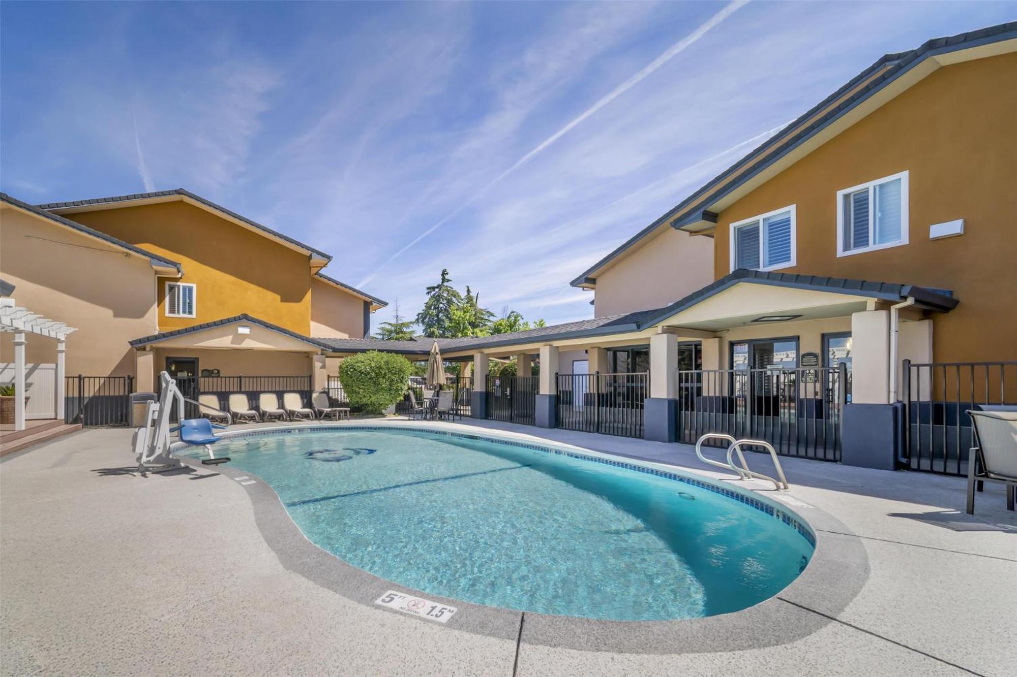 Best Western Antelope Inn & Suites Red Bluff Kültér fotó
